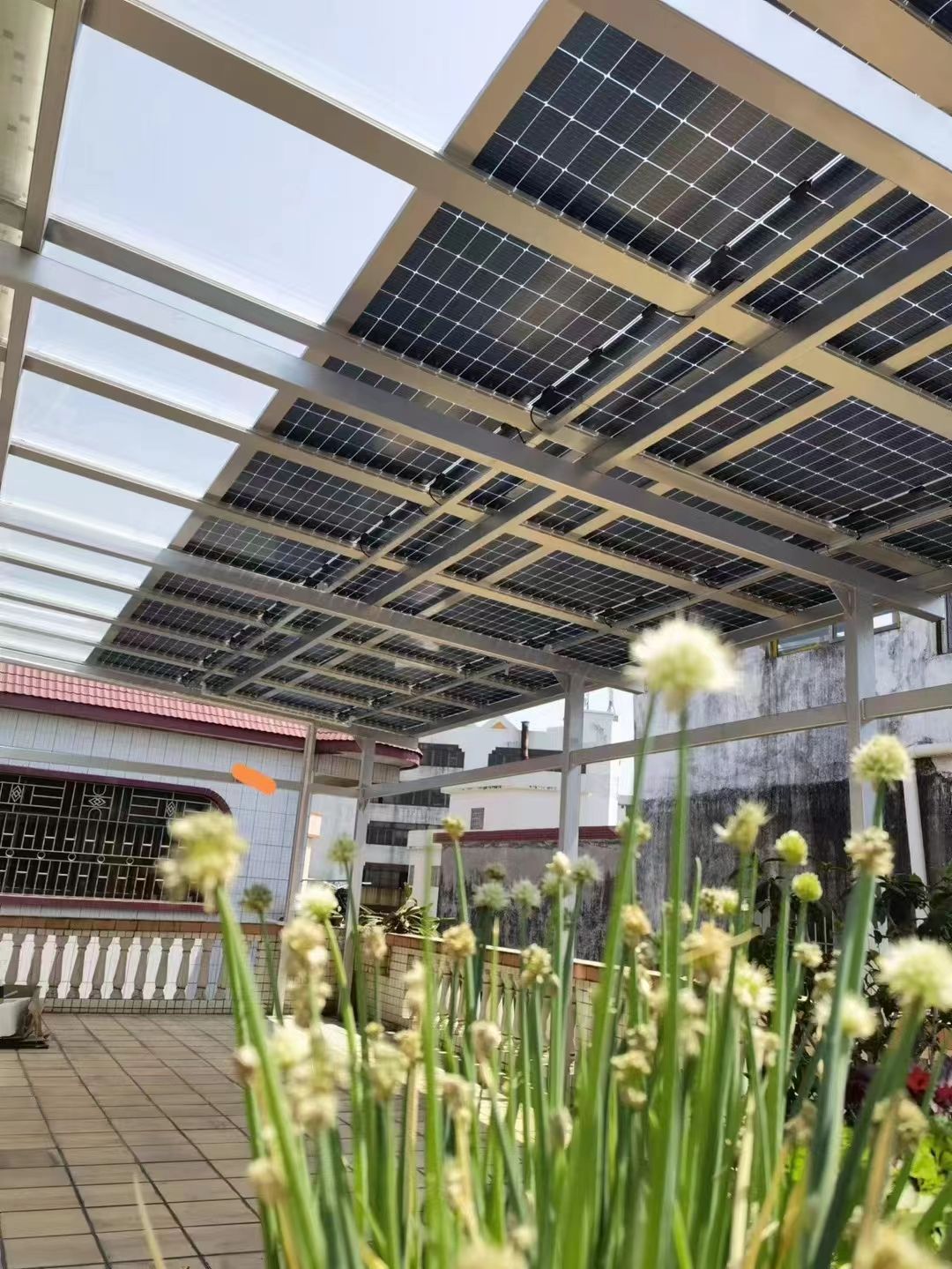 滕州别墅家用屋顶太阳能发电系统安装